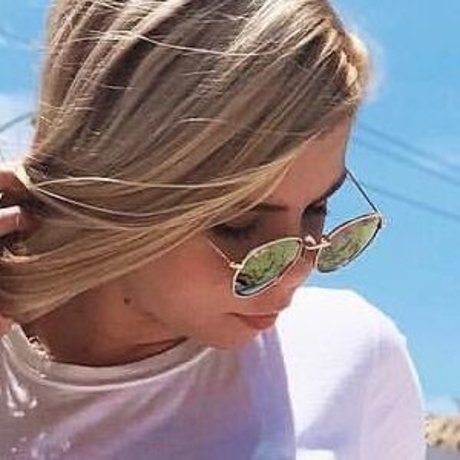 Izza Kowalski erotic pornstar galleries