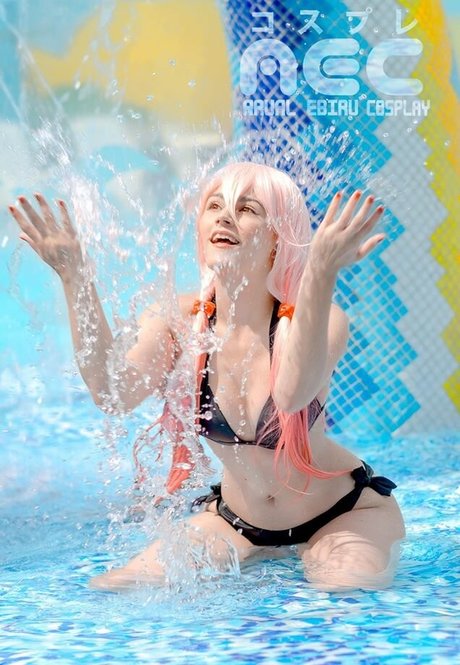 Arual Ebiru Cosplay pornstar sexy photo