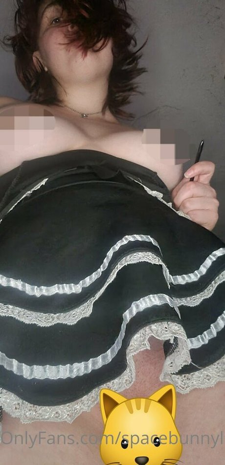 spacebunnylunafree model top pic