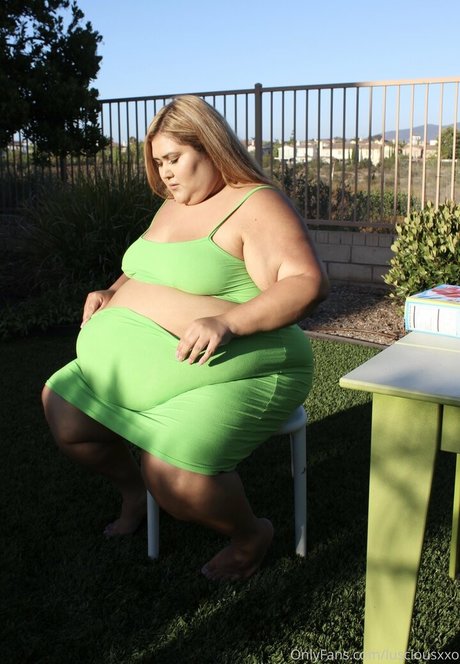 white ass onlyfans top picture