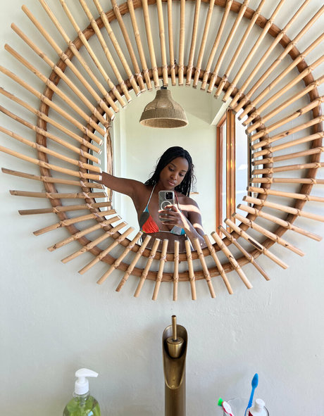 onlybombshell actress photos