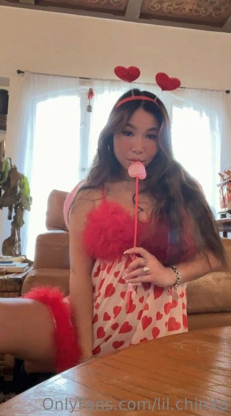 lil chinita sexy model images