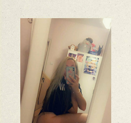 peachowo pornstar pretty archive