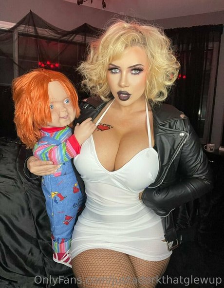 justadorkthatglewup nudes model archive