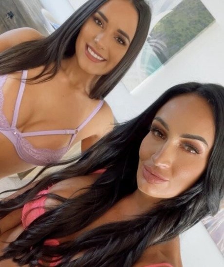 hayleyvernon high quality actress image