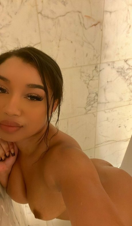 curvy shemale onlyfans hot naked pics