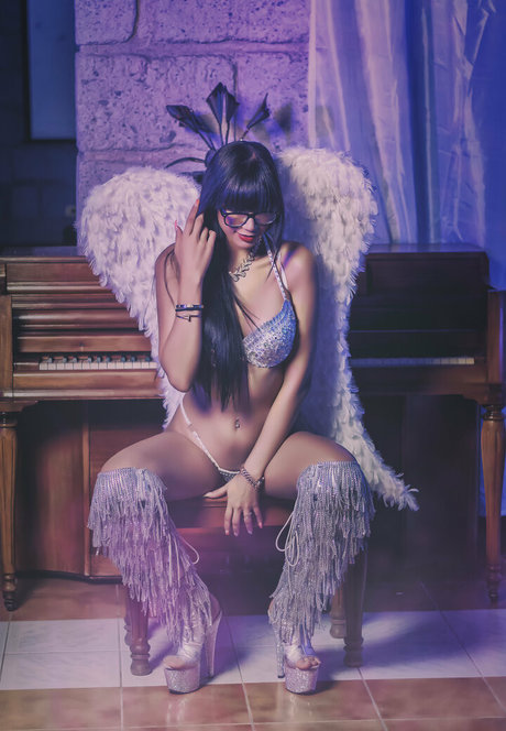 mom feet onlyfans free nude picture