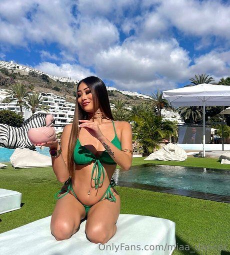 miaa dancer erotic star img