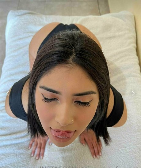 inocentefox sexy star picture