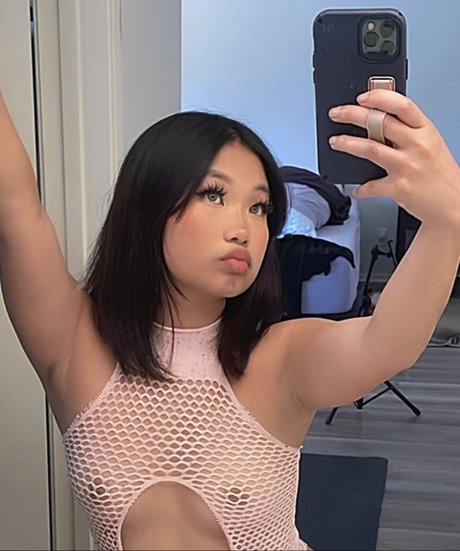 Lolly Love pornstar hd images