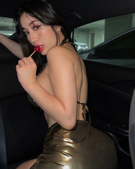 trans free onlyfans sexy nudes photo