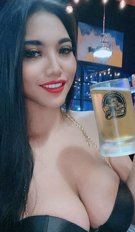 Ariaboobie erotic star pic