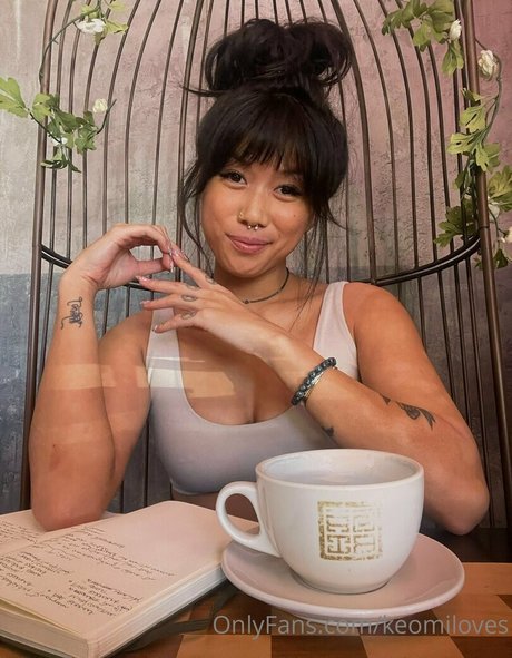 Keomiloves sexy pornstar gallery