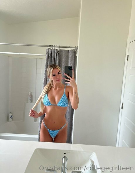 skinny redhead onlyfans exclusive image