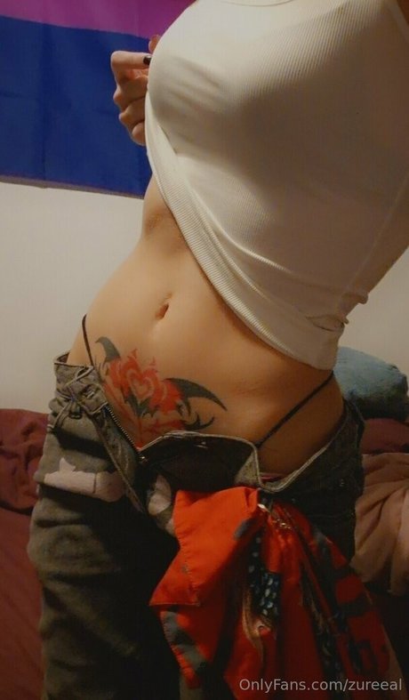 Zureeal model top picture