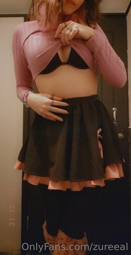 Zureeal xxx pornstar photos