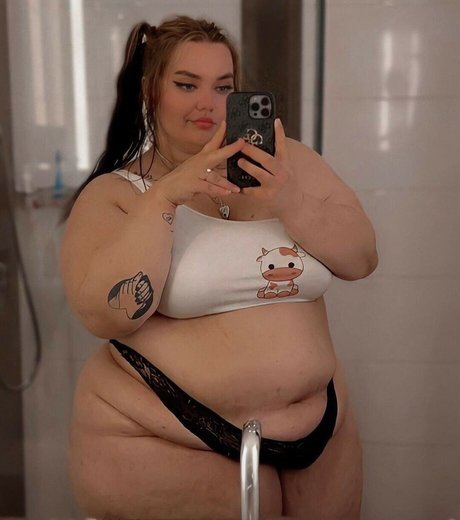 Wero7 7 7 top model photo