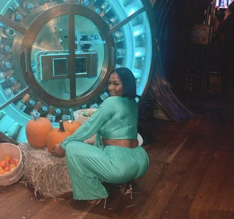 gloryhole wife onlyfans art xxx galleries