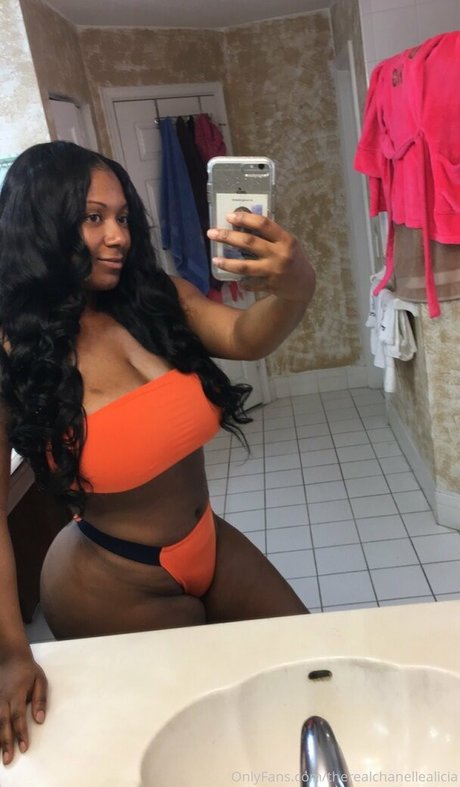 pregnant asian onlyfans sex image