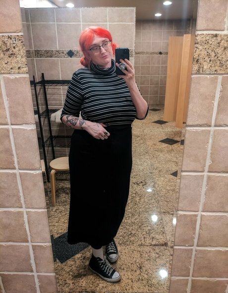 scarlettultra nudes actress archive