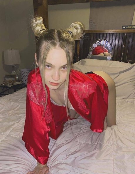 freeakymistress high quality star pic