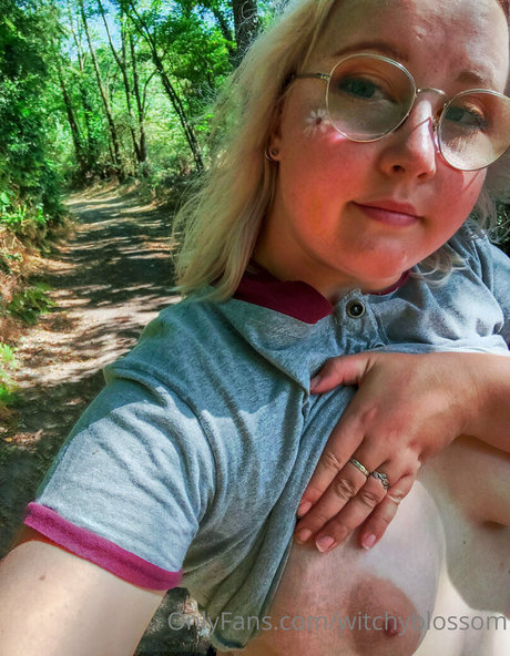 blowjob brunette onlyfans pornographic galleries