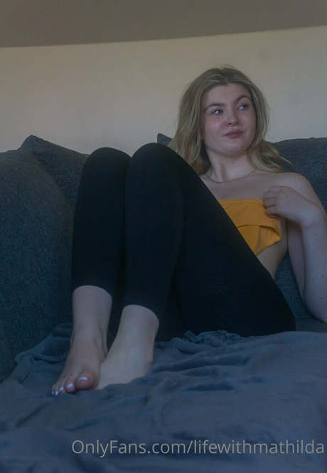 black hair onlyfans nice picture