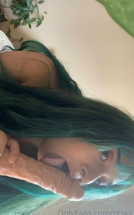 titskiii sexy star archive