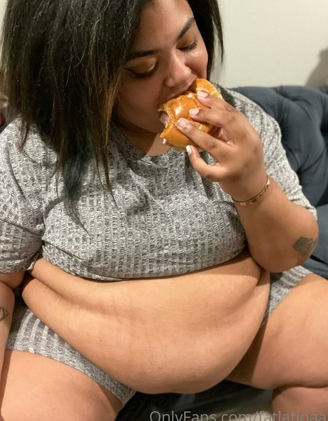 fatlatinaa model hd pic
