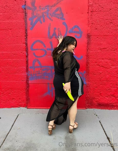 yersays model free galleries