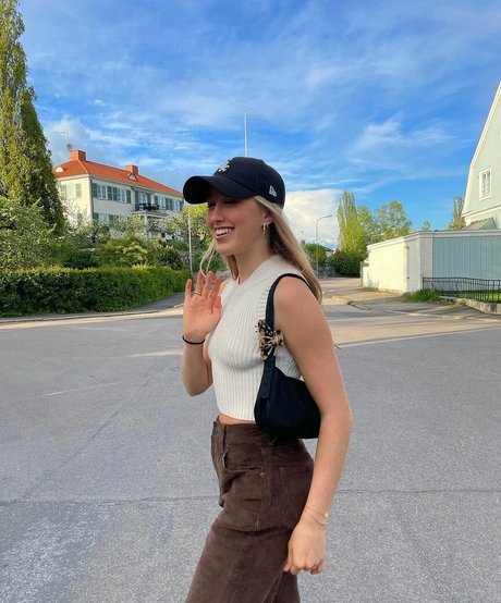 Juliette Bossu top actress photos