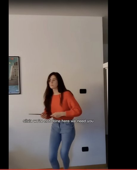 ailaughatmyownjokes sex model gallery