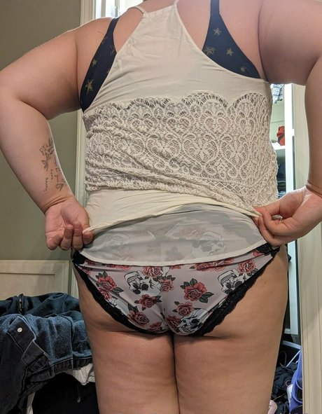 asian student onlyfans erotic picture