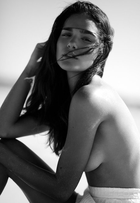 Noya Ariely top model img