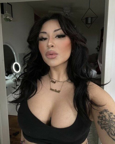 scarlettviv perfect pornstar image