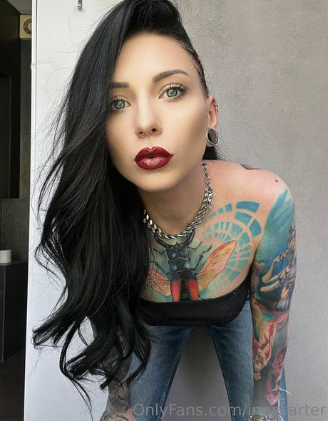 inescarter nudes model pic