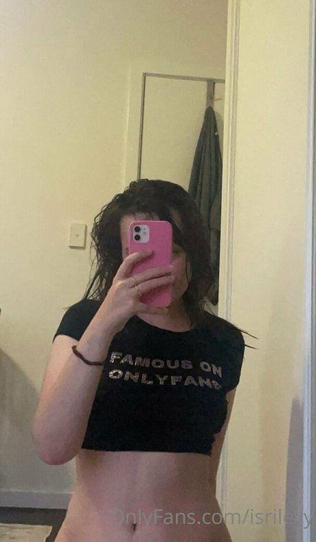 isrileyy model pornographic picture