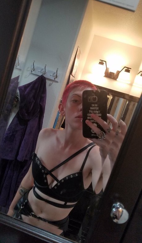 curvy solo onlyfans hot pictures