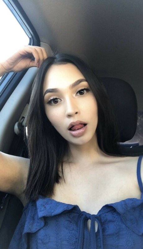 Giselle Calzadillas exclusive model img