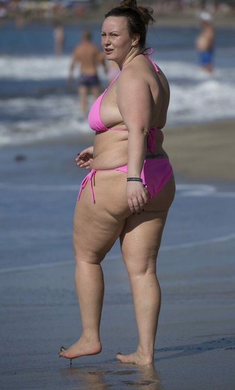 Chanelle Hayes free actress pictures