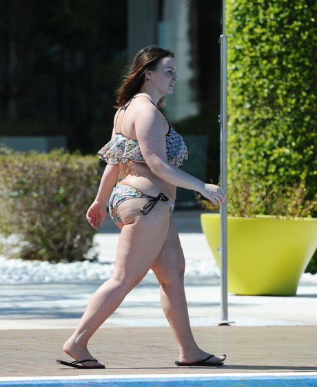 Chanelle Hayes star hot image