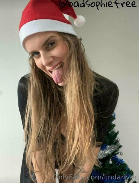 lindariver naked star images