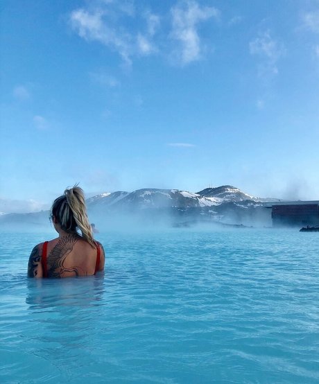 Andelika Profile Pic