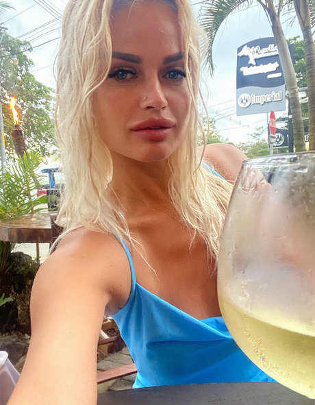 fit miley hd pornstar photo