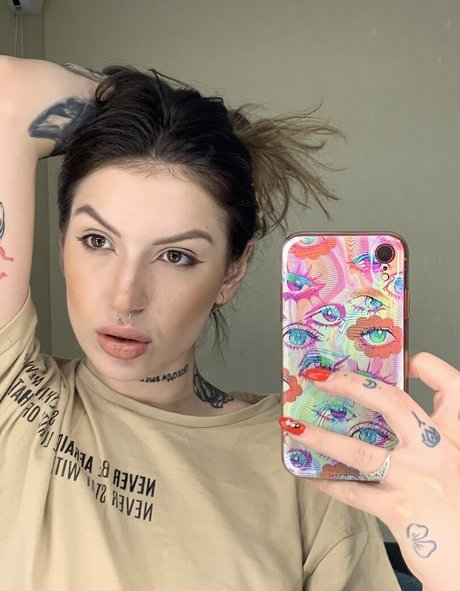 steishaginnes free pornstar pics