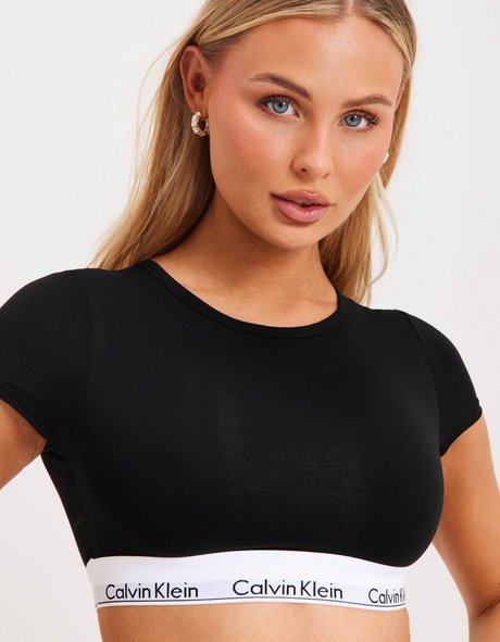 Amanda Strand nice actress galleries