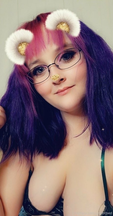 unklothed perfect actress pic