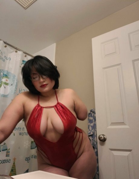 vaniitys naked model images