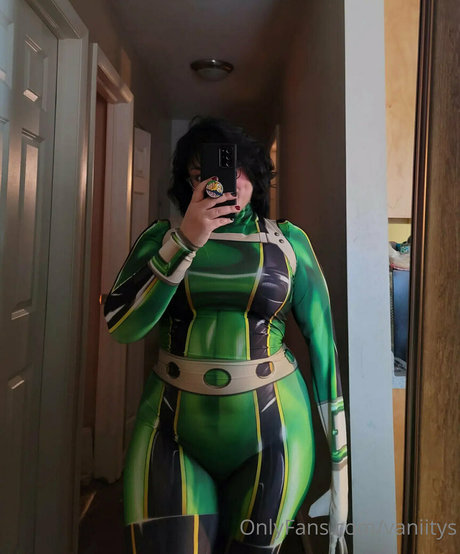 vaniitys erotic actress pic