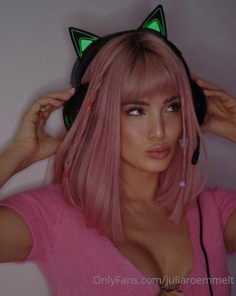 Julia Roemmelt high quality pornstar photo